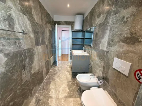 Qera, Apartament 1+1, Unaza e Re. 0696069906