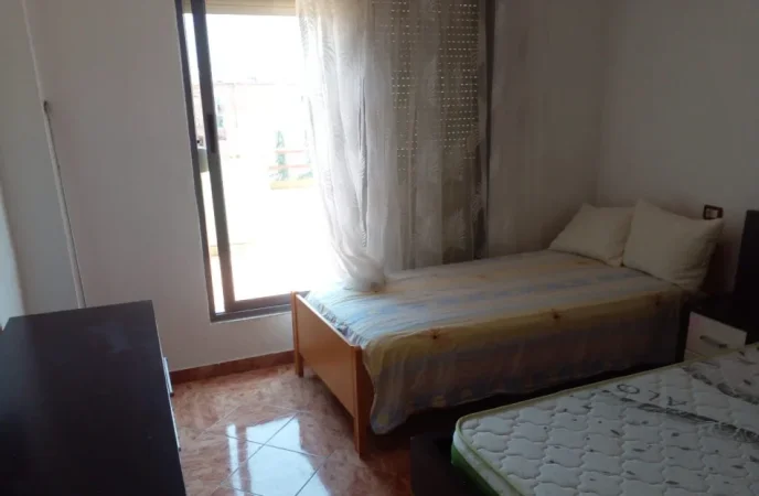 Tirane, jepet me qera apartament 1+1 Kati 6, 55 m² 400 € (QSUT)