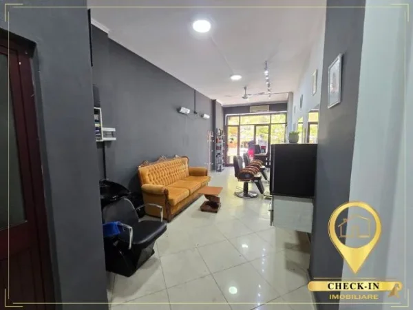 Tirane, shitet dyqan Kati 0, 38 m² 89.000 € (Kinostudio)