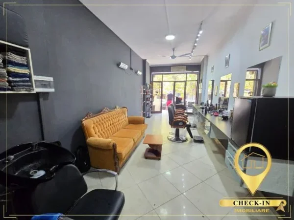 Tirane, shitet dyqan Kati 0, 38 m² 89.000 € (Kinostudio)