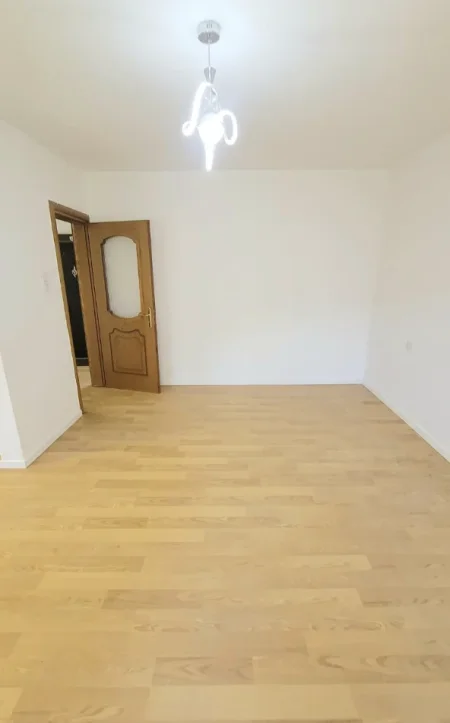 Kavaje, shitet apartament 1+1+Aneks+Ballkon Kati 2, 50 m² 45.000 €