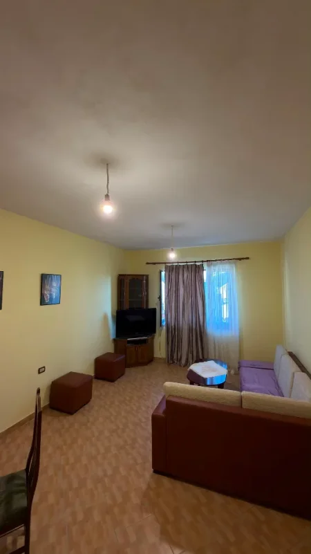 Tirane, jap me qera apartament+verande | Penthouse 2+1+Aneks+Ballkon Kati 3, 150 m² 450 € (Rruga Kadillari)