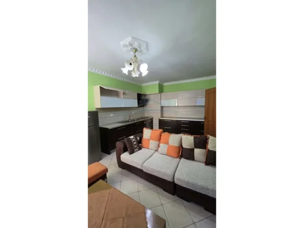 Tirane, jepet me qera apartament 2+1 Kati 1, 90 m² 550 € (ASTIR)