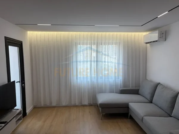 Tirane, shitet apartament 1+1 Kati 5, 49 m² 120.000 € (RRUGA ASIM VOKSHI , STACIONI I TRENIT)