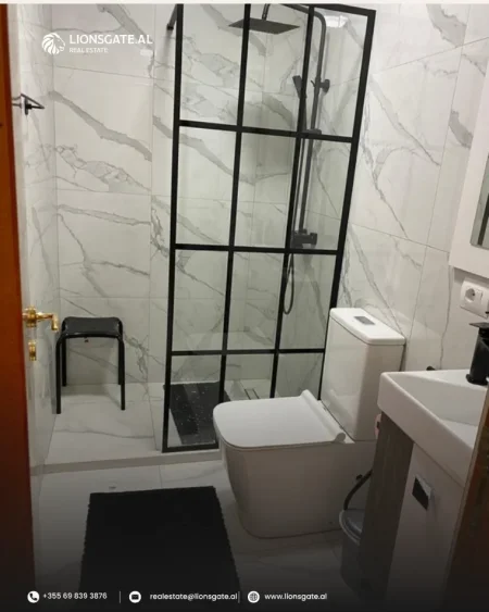 Tirane, jap me qera apartament 2+1 , 70 m² 800 € 