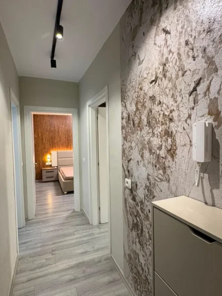 Tirane, jepet me qera apartament 2+1 Kati 4, 110 m² 700 € (American Hospital 3)