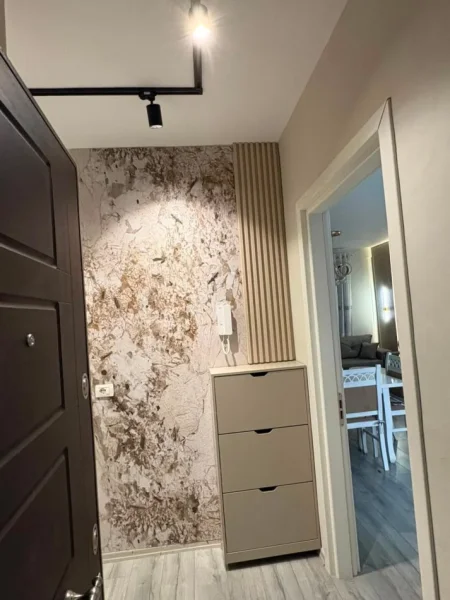 Tirane, jepet me qera apartament 2+1 Kati 4, 110 m² 700 € (American Hospital 3)