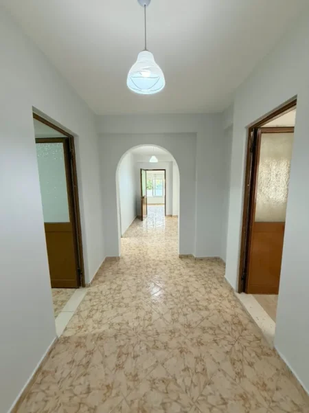 Tirane, shitet apartament 2+1+Aneks+Ballkon Kati 2, 116 m² 250.000 € (selite)