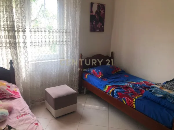 Tirane, jepet me qera apartament 2+1+Ballkon Kati 4, 90 m² 600 € (Përballë Kompleksit Vizion Plus, Don Bosko)