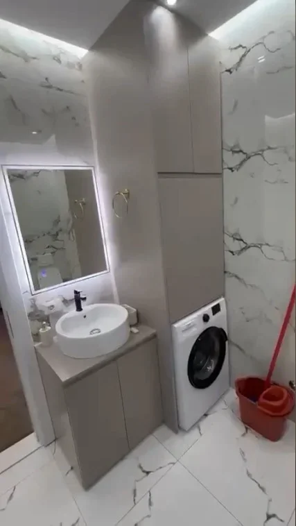 Tirane, shitet apartament 2+1+Ballkon Kati 3, 158 m² 190.000 € (Kodër Kamëz)