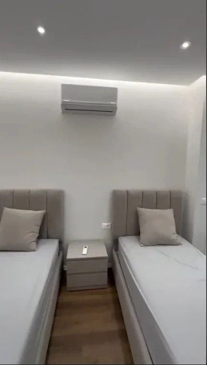 Tirane, shitet apartament 2+1+Ballkon Kati 3, 158 m² 190.000 € (Kodër Kamëz)