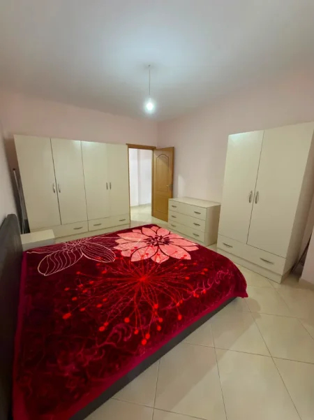 Tirane, jepet me qera apartament 1+1 Kati 6, 70 m² 400 € (Astir)
