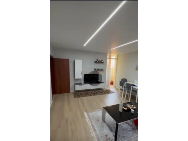 Shitet, Apartament 1+1, Unaza e Re