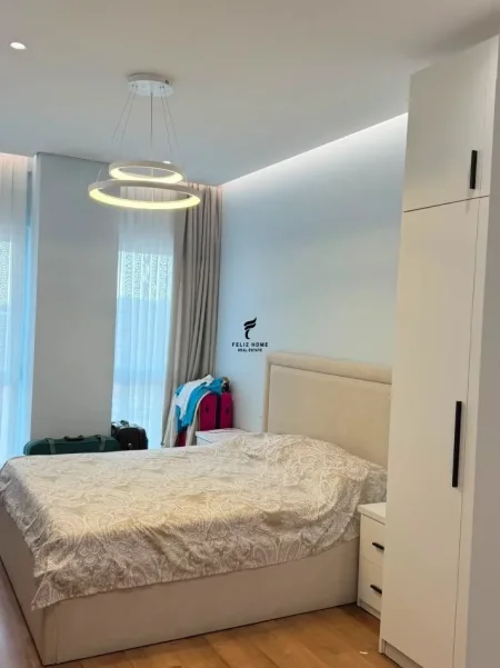 Tirane, jepet me qera apartament 1+1 Kati 9, 78 m² 700 € (ZOGU I ZI)