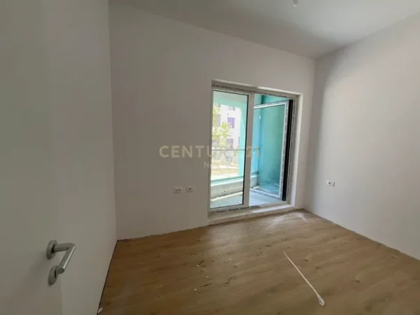 Tirane, shitet apartament 1+1 Kati 1, 47 m² 73.000 € 