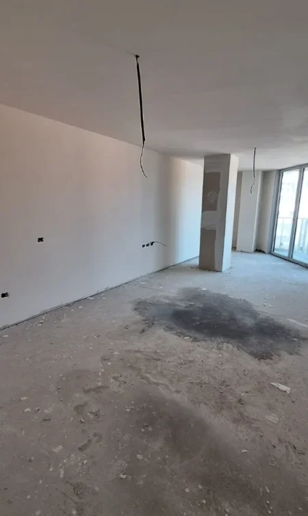 Tirane, shitet apartament 1+1 , 119 m² 487.700 € 