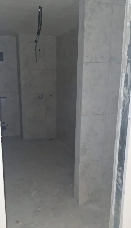 Tirane, shitet apartament 1+1 , 119 m² 487.700 € 