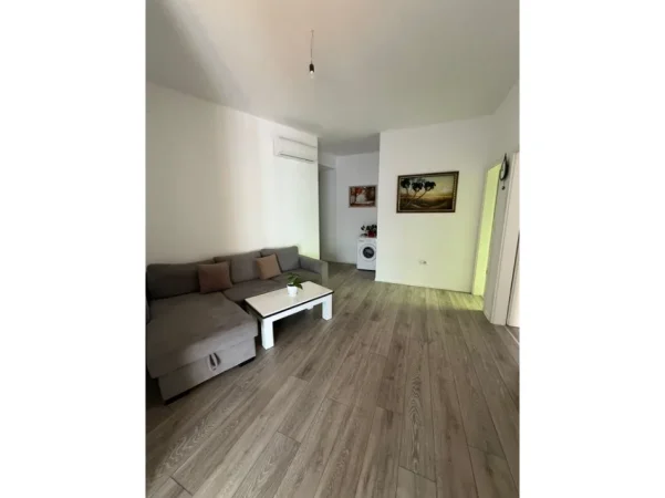 Tirane, shitet 2+1 Kati 5, 69 m² 130.000 €