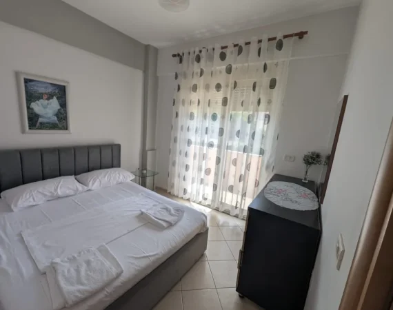 Vlore, jap me qera ditore apartament 2+1+Ballkon Kati 2, 60€