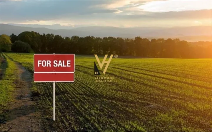 JEPET TRUALL 2.725 M2 ME 33% TE SHINAT E TRENIT, TIRANE