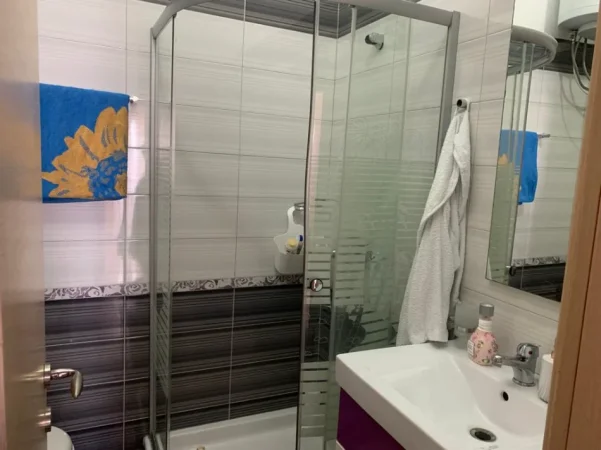 Durres, shitet apartament+verande | Penthouse Kati 12, 112 m² 240.000 € (Rruga e Re e Portit)