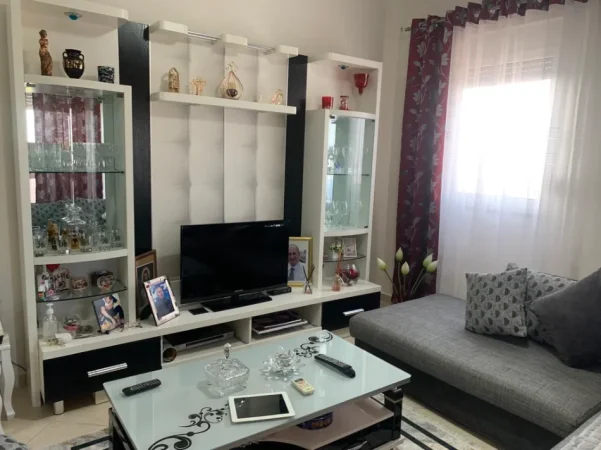 Durres, shitet apartament+verande | Penthouse Kati 12, 112 m² 240.000 € (Rruga e Re e Portit)