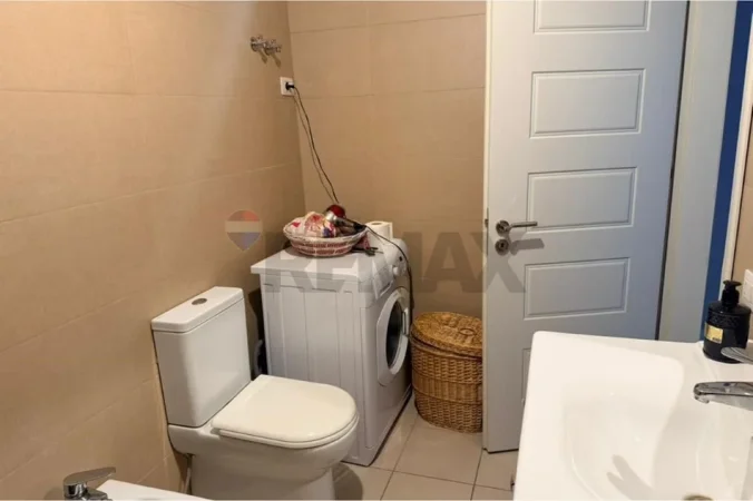 Tirane, jepet me qera apartament 2+1+Ballkon Kati 5, 75 m² 650 € (Square 21)