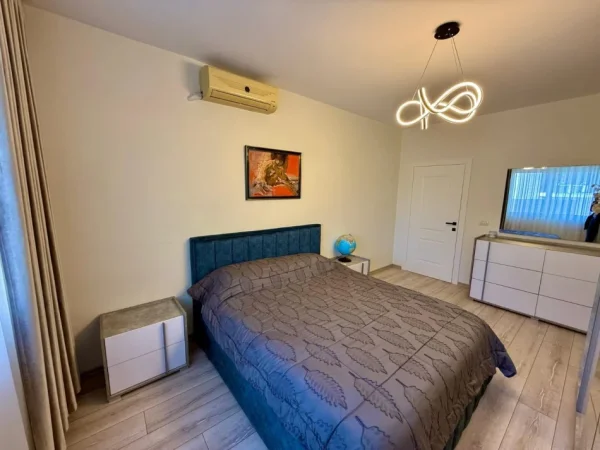 Tirane, jepet me qera apartament 1+1 Kati 8, 70 m² 850 € (Rruga e Kosovareve)