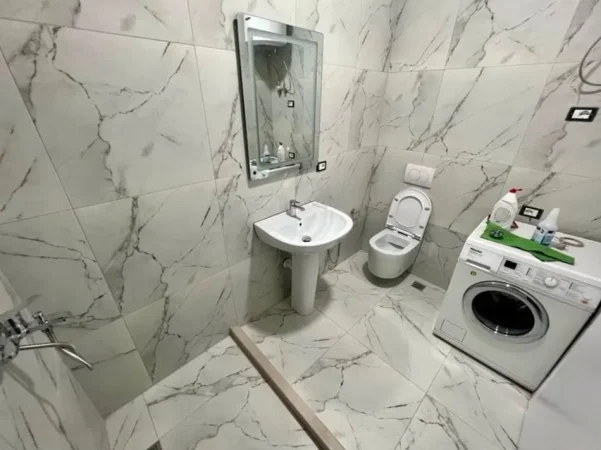Tirane, shitet apartament 1+1 Kati 2, 66 m² 132.000 € (5 Maji)