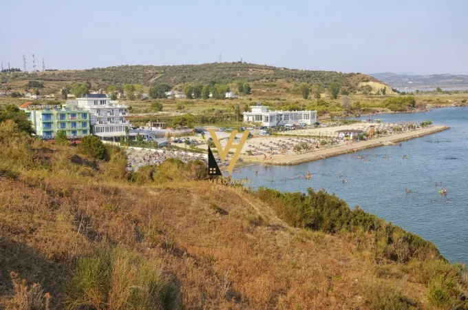 Vlore, shitet truall , 4.617 m² 323.230 € (ZVERNEC)
