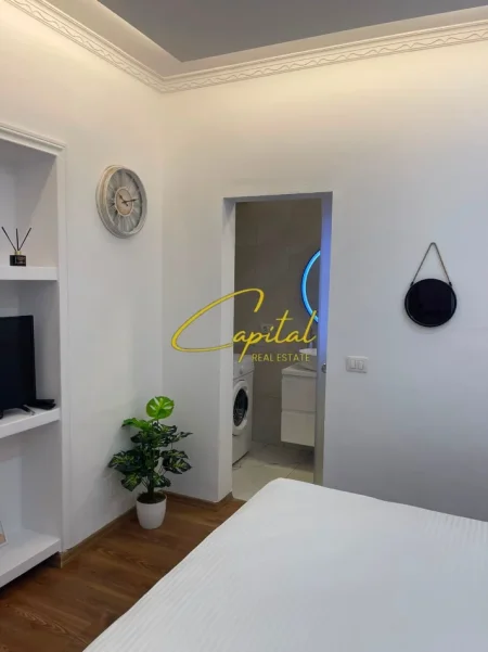 Tirane, jepet me qera garsonier 1+1 Kati 1, 37 m² 400 € (SELVIA)