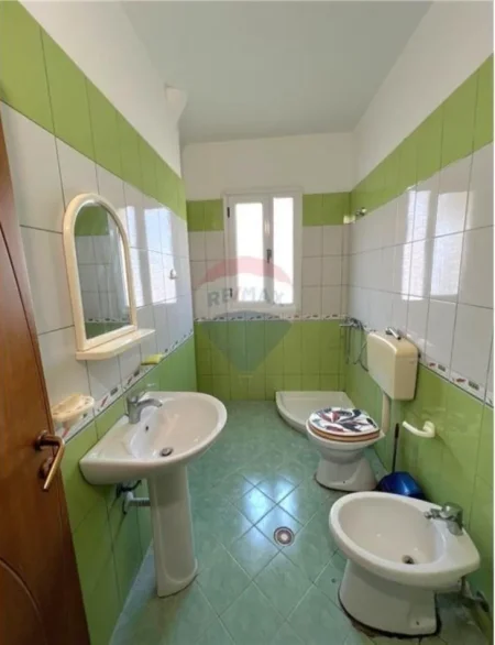 Vlore, shitet apartament Studio Kati 9, 42 m² (Rruga Kosova, Skele, Vlore)