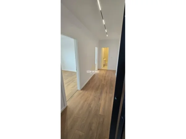 Tirane, shitet apartament 1+1+Ballkon Kati 11, 59 m² 165.000 € (Ekspozita Building, Bulevardi Gjergj Fishta)