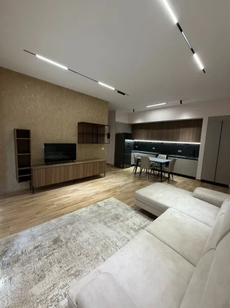 Tirane, jepet me qera apartament 1+1 Kati 5, 90 m² 100 € (Kompleksi delijorgji)