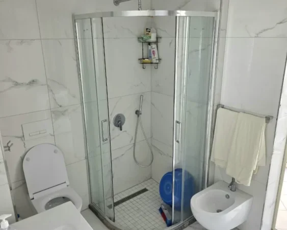 Durres, shitet apartament 1+1+Ballkon Kati 5, 96 m² (Shkëmbi i Kavajës, Durrës)