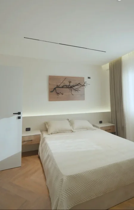 Tirane, shitet apartament 2+1+Aneks+Ballkon , 101 m² 230.000 € (rruga e kavajes)