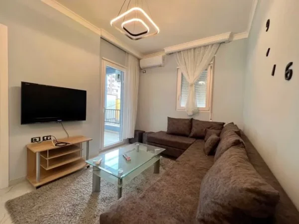 Tirane, shitet apartament 1+1 Kati 2, 67 m² 132.000 € (RRUGA 5 MAJI)