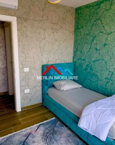Tirane, jepet me qera apartament 3+1+Ballkon Kati 9, 120 m² 1.068 € (RRUGA E DIBRES)