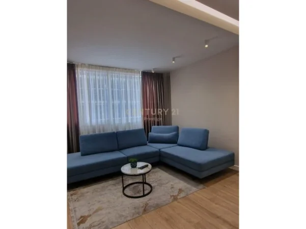 Tirane, jepet me qera apartament 1+1 Kati 5, 55 m² 650 € 