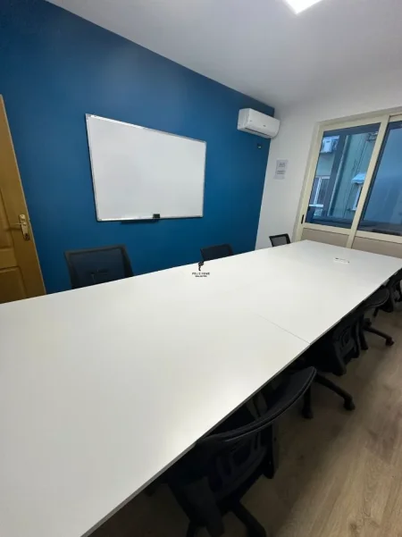 Tirane, jepet me qera zyre Kati 2, 140 m² 2.500 € (BLLOK)