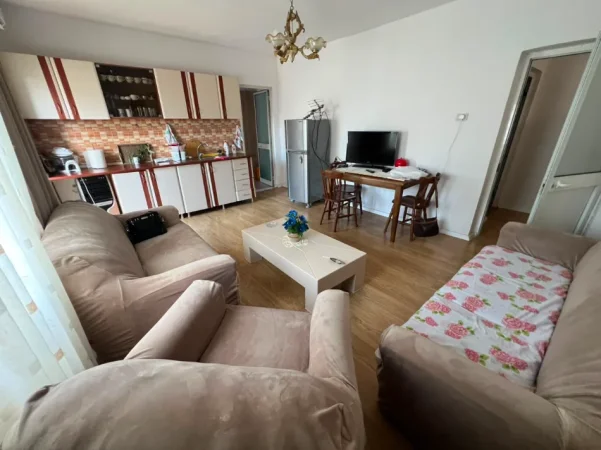Tirane, shitet apartament 3+1+Aneks+Ballkon Kati 5, 94 m² 180.000 € (zogu i zi)