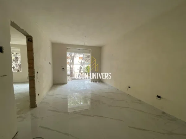 Durres, shitet apartament 1+1+Ballkon Kati 1, 60 m² 99.676 € (Mali i Robit, Golem)