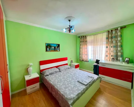 Tirane, shitet apartament 3+1+Ballkon Kati 5, 94 m² 180.000 € (Zogu i Zi)
