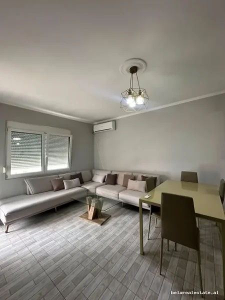 Tirane, jepet me qera apartament 2+1+Ballkon Kati 5, 110 m² 640 € (Astir)