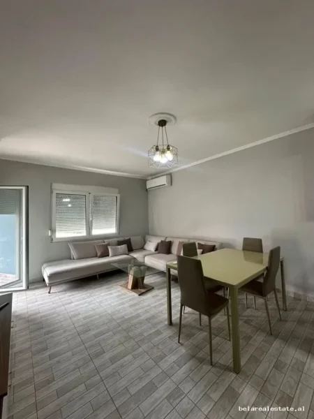 Tirane, jepet me qera apartament 2+1+Ballkon Kati 5, 110 m² 640 € (Astir)