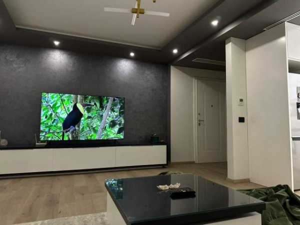 Tirane, jepet me qera apartament 2+1+BLK Kati 4, 111 m² 1.200 Euro (Rruga e Kavajes)