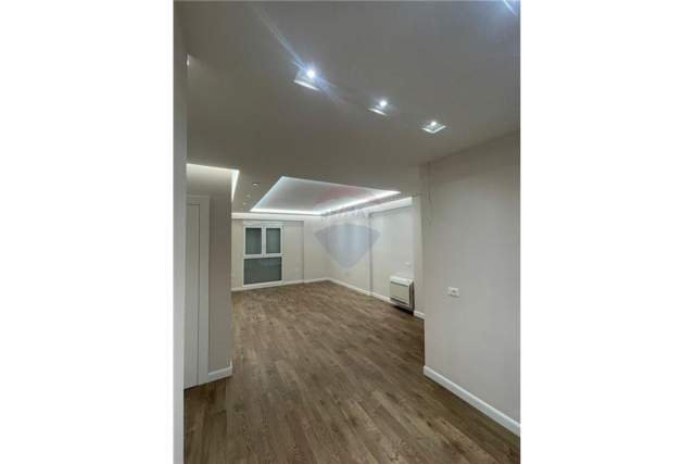 Tirane, jepet me qera apartament 2+1+A+BLK Kati 3, 120 m² 600 Euro (Rruga Ndre Mjeda)