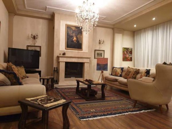 Tirane, jepet me qera Vile 2+1 Kati 1, 120 m² 1.200 Euro (Prane Gardes)
