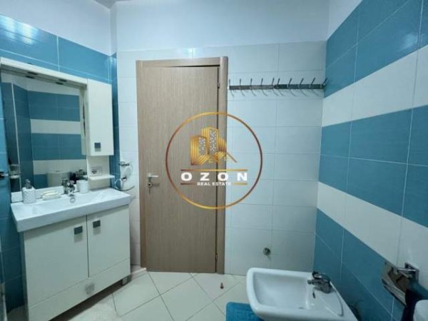 Tirane, jepet me qera apartament 2+1 Kati 4, 112 m² 700 Euro (Tregu Elektrik)