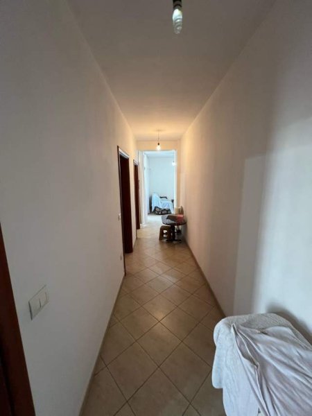 Tirane, shitet apartament 2+1+BLK Kati 2, 107 m² 107.000 Euro (prane vilës L)
